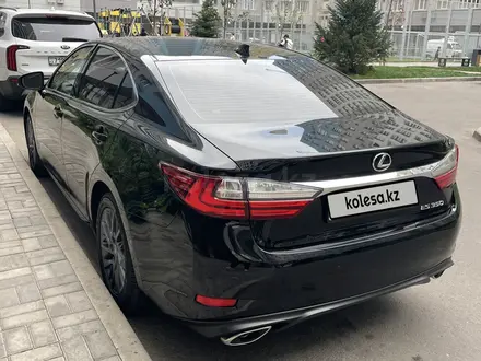 Lexus ES 350 2018 года за 16 500 000 тг. в Алматы – фото 4