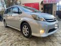 Toyota Isis 2009 годаүшін4 000 000 тг. в Уральск