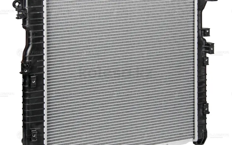 Радиаторы охлаждения (основной) кондиционера и печки за 5 590 тг. в Алматы