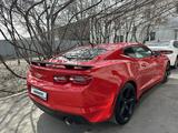 Chevrolet Camaro 2021 годаүшін20 500 000 тг. в Алматы – фото 4