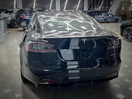Tesla Model S 2021 года за 69 000 000 тг. в Алматы – фото 19