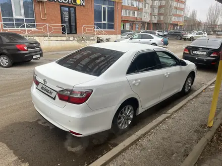 Toyota Camry 2017 года за 10 000 000 тг. в Актобе – фото 7