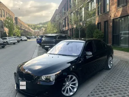 BMW 530 2005 года за 7 700 000 тг. в Алматы – фото 24