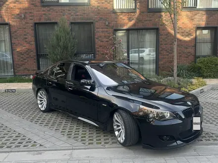 BMW 530 2005 года за 7 700 000 тг. в Алматы – фото 25