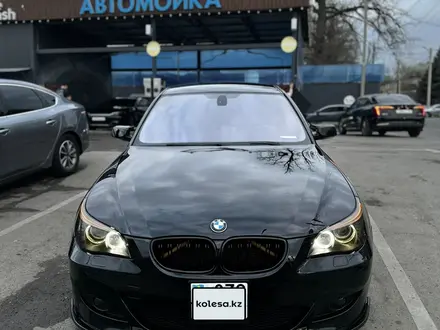 BMW 530 2005 года за 7 700 000 тг. в Алматы – фото 30