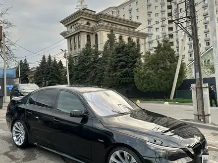 BMW 530 2005 года за 7 700 000 тг. в Алматы – фото 35