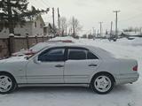 Mercedes-Benz E 320 1997 годаүшін4 400 000 тг. в Щучинск – фото 3
