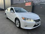 Lexus ES 300h 2014 годаfor13 500 000 тг. в Актау – фото 2