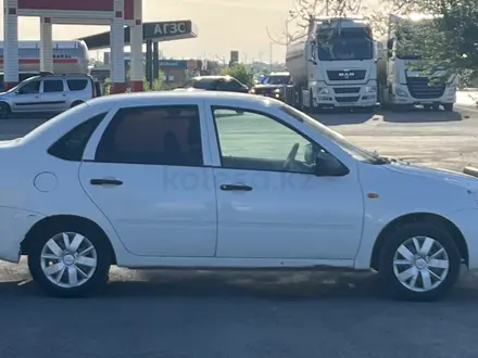 ВАЗ (Lada) Granta 2190 2014 года за 2 000 000 тг. в Актобе – фото 3