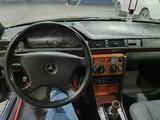 Mercedes-Benz E 200 1992 года за 1 550 000 тг. в Алматы – фото 3
