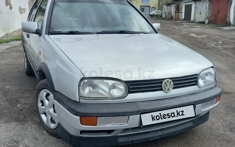 Volkswagen Golf 1996 года за 1 500 000 тг. в Караганда