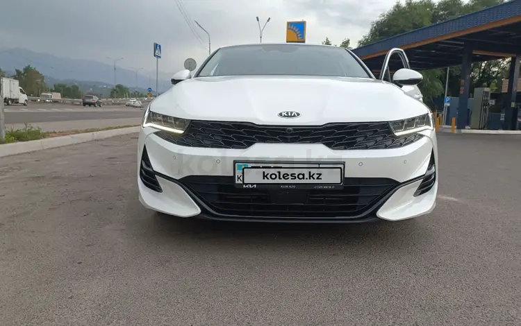 Kia K5 2021 годаfor13 500 000 тг. в Алматы