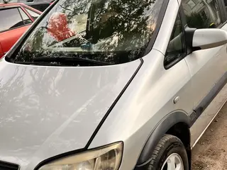Opel Zafira, 2001