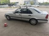 Mercedes-Benz C 180 1996 года за 1 000 000 тг. в Алматы – фото 4