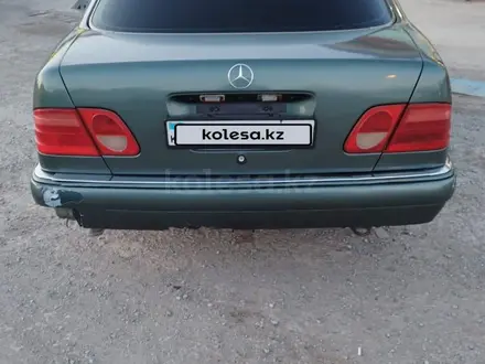 Mercedes-Benz E 230 1996 года за 1 900 000 тг. в Кызылорда – фото 5