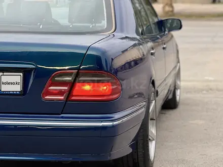 Mercedes-Benz E 320 2000 года за 6 400 000 тг. в Алматы – фото 7