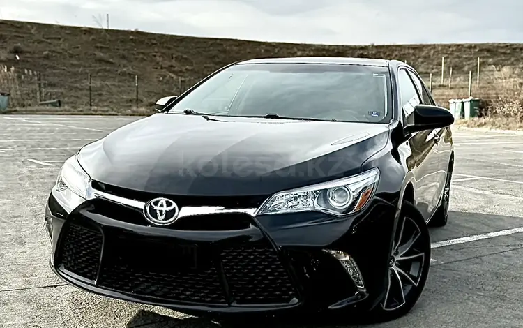 Toyota Camry 2016 года за 6 000 000 тг. в Атырау