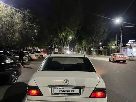 Mercedes-Benz E 280 1994 года за 2 400 000 тг. в Алматы – фото 4