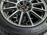Оригинальные диски Enkei STi на Subaru r17 + летка мишлен Ps4S за 650 000 тг. в Алматы