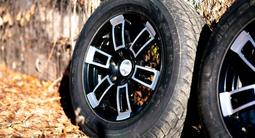 Комплект дисков с зимней резиной за 320 000 тг. в Алматы