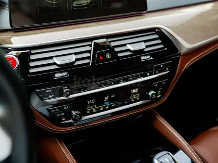 BMW M5 2018 года за 45 000 000 тг. в Алматы – фото 35