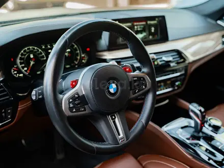 BMW M5 2018 года за 45 000 000 тг. в Алматы – фото 44