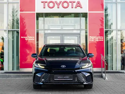 Toyota Camry Luxe 2026 года за 23 190 000 тг. в Астана – фото 2