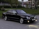 Mercedes-Benz E 55 AMG 2000 годаfor4 750 000 тг. в Алматы