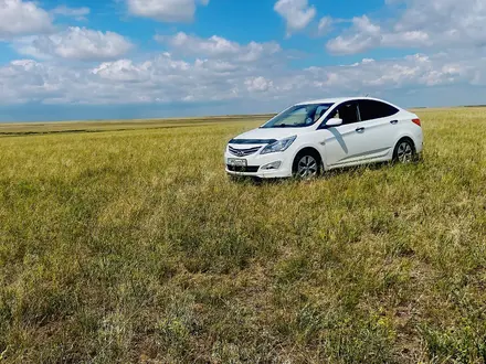 Hyundai Accent 2014 года за 6 000 000 тг. в Актобе – фото 2