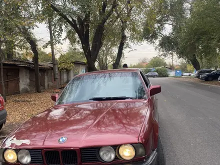 BMW 520 1992 года за 1 000 000 тг. в Алматы