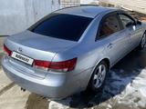 Hyundai Sonata 2006 года за 4 000 000 тг. в Актобе – фото 3