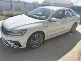 Volkswagen Passat 2017 года за 6 000 000 тг. в Атырау – фото 4