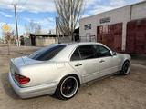 Mercedes-Benz E 55 AMG 1999 года за 5 000 000 тг. в Тараз – фото 3