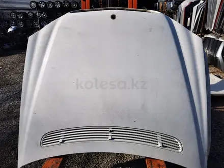 Капот Мерседес Mercedes w220 за 45 000 тг. в Шымкент