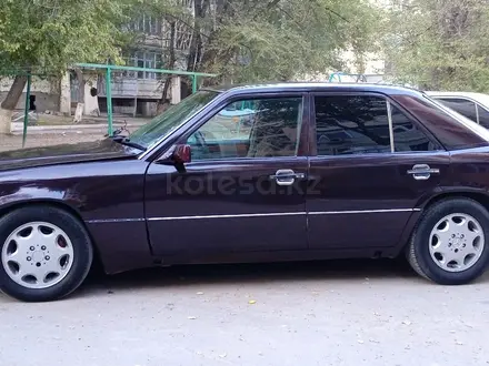 Mercedes-Benz E 200 1991 года за 1 250 000 тг. в Тараз – фото 6