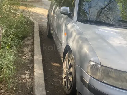 Volkswagen Passat 1997 года за 1 900 000 тг. в Караганда – фото 4