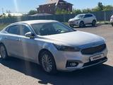 Kia K7 2018 года за 10 000 000 тг. в Астана
