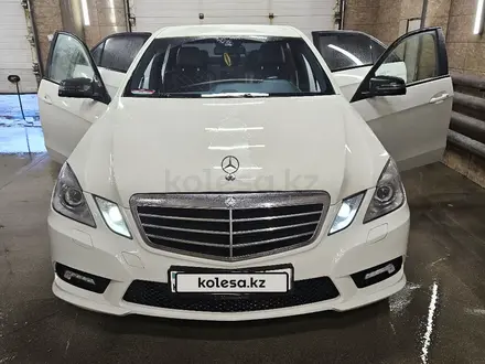 Mercedes-Benz E 200 2011 года за 7 700 000 тг. в Алматы – фото 15