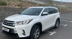 Toyota Highlander 2014 годаүшін16 500 000 тг. в Каскелен