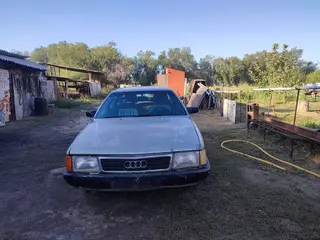 Audi 100, 1984