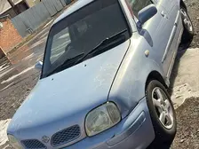 Nissan March, 2000