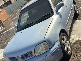Nissan March, 2000