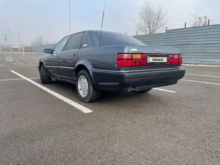 Audi 100