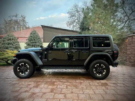 Jeep Wrangler 2024 года за 39 500 000 тг. в Алматы – фото 3