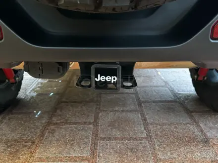 Jeep Wrangler 2024 года за 39 500 000 тг. в Алматы – фото 43