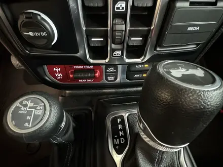 Jeep Wrangler 2024 года за 39 500 000 тг. в Алматы – фото 82