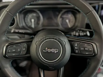 Jeep Wrangler 2024 года за 39 500 000 тг. в Алматы – фото 79