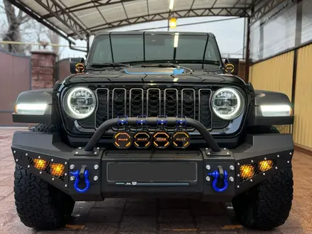 Jeep Wrangler 2024 года за 39 500 000 тг. в Алматы – фото 8