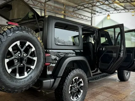 Jeep Wrangler 2024 года за 39 500 000 тг. в Алматы – фото 41