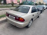Mazda 323 1995 годаүшін1 000 000 тг. в Алматы – фото 3